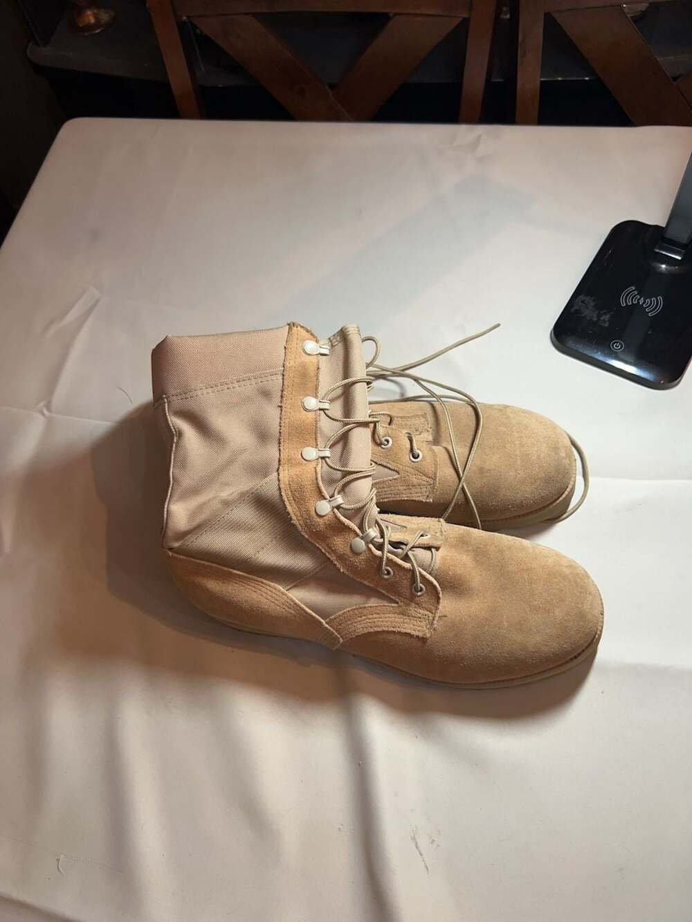 US Military Issue Hot Weather Combat Boots Tan Size 10.5W